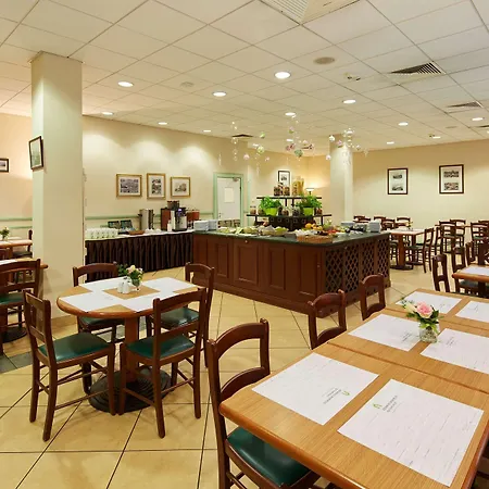 Campanile Hotel 2*