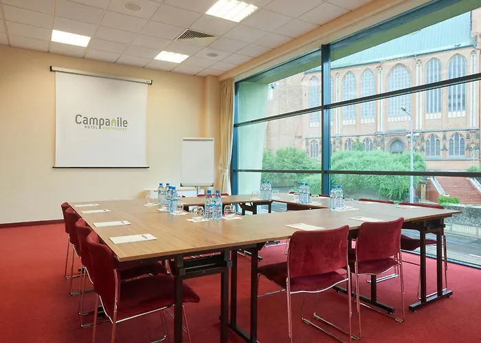 Campanile Szálloda 2*