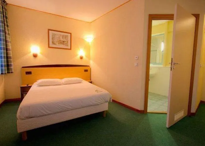 Szálloda Campanile 2*